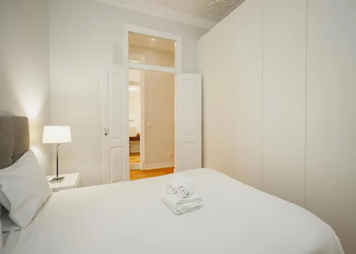 Akicity Marques Crimson شقة