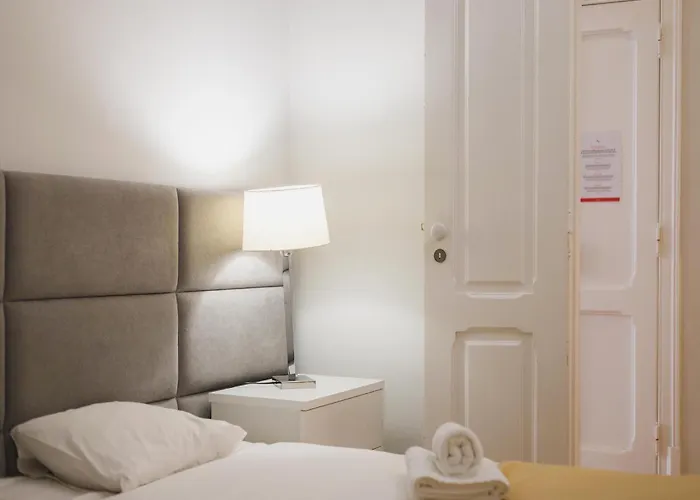 Akicity Marques Crimson Lisboa