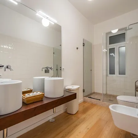 Apartment Akicity Marques Crimson *